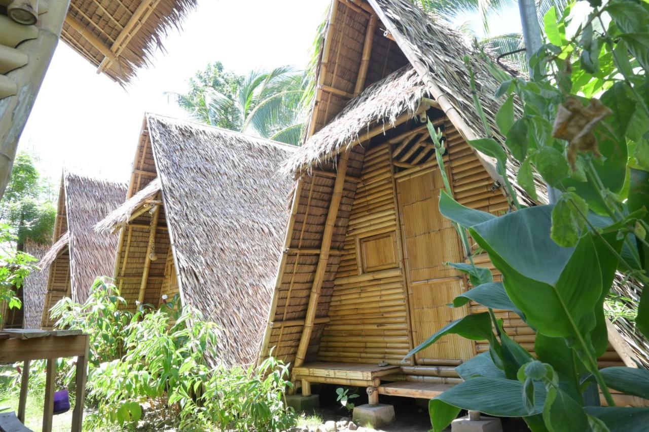 Mango Tree Eco-Hostel Dauin Exteriör bild